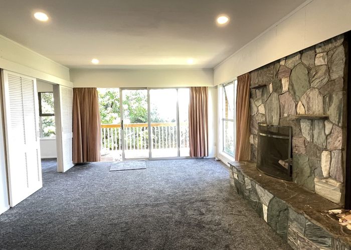  at 54 Monarch Avenue, Hillcrest, Auckland