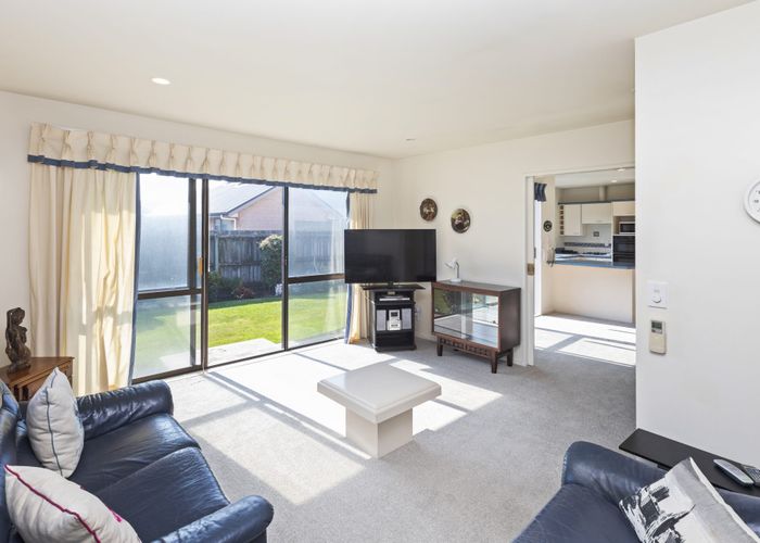 at 112 Harewood Road, Papanui, Christchurch