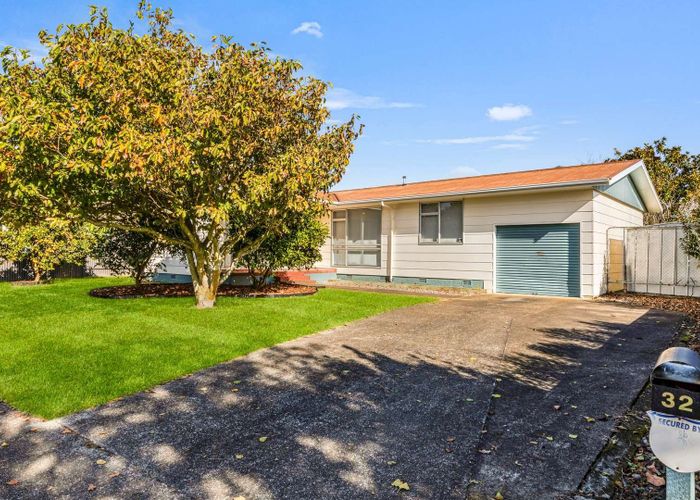  at 32 Cascade Crescent, Westbrook, Palmerston North