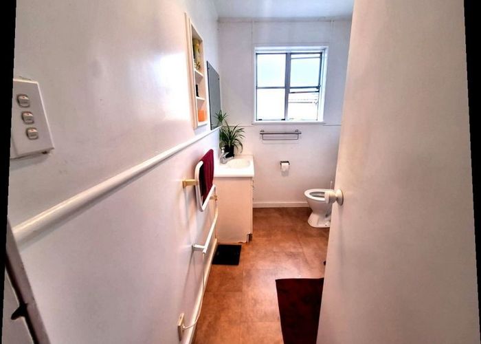  at 2/10 Taka St, Takanini, Papakura, Auckland