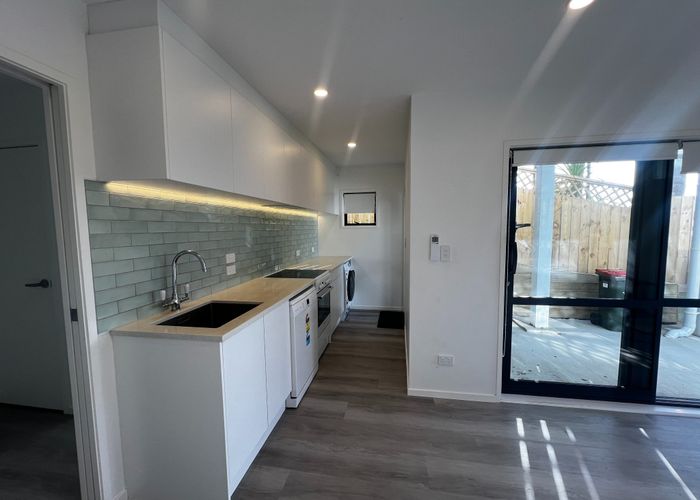  at 14A Bonnard Place, West Harbour, Waitakere City, Auckland