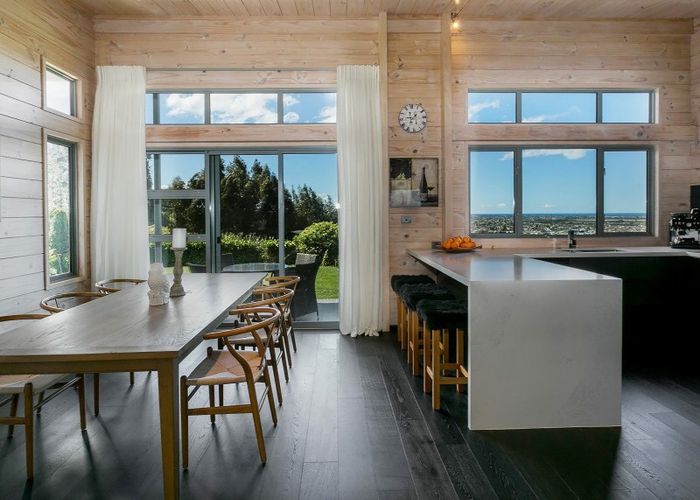  at 22A Churchill Drive, Taradale, Napier
