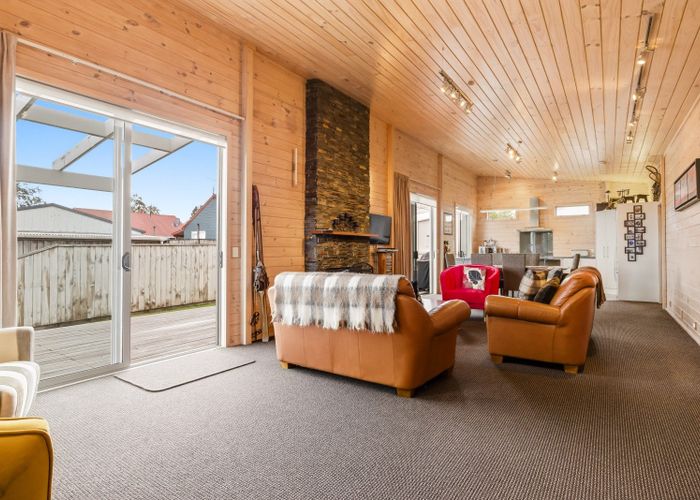  at 32A Mackenzie Street, National Park, Ruapehu, Manawatu / Whanganui