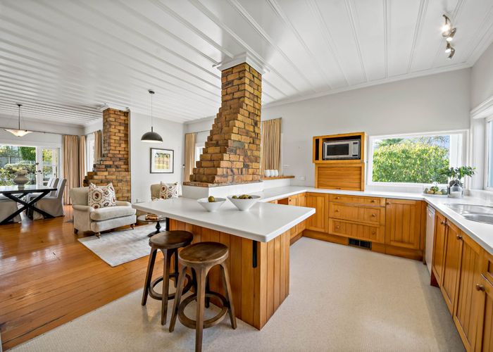  at 76 Clonbern Road, Remuera, Auckland