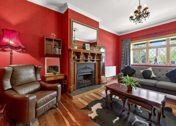  at 77 Pahiatua Street, Hokowhitu, Palmerston North, Manawatu / Whanganui