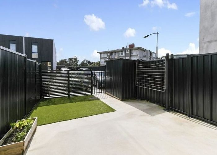  at 439B Jackson Street, Petone, Lower Hutt, Wellington