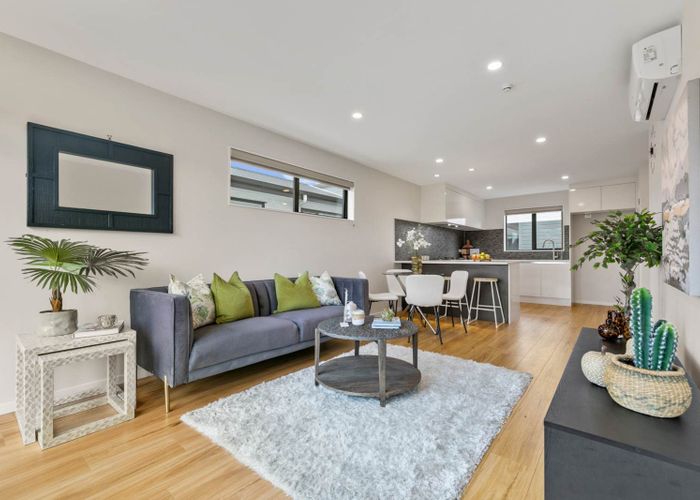  at 59B  Redwood Drive, Massey, Waitakere City, Auckland