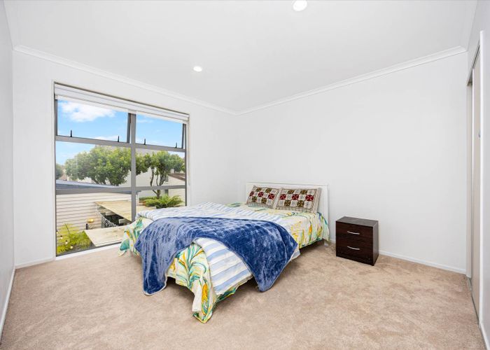  at 37 Figaro Crescent, Takanini, Papakura, Auckland