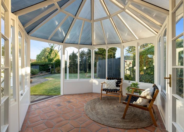  at 99 Knowles Street, St Albans, Christchurch