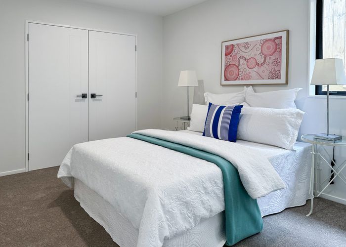  at 61B Totaravale Drive, Totara Vale, North Shore City, Auckland