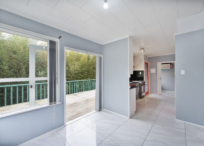  at 7 Bellringer Road, Massey, Waitakere City, Auckland