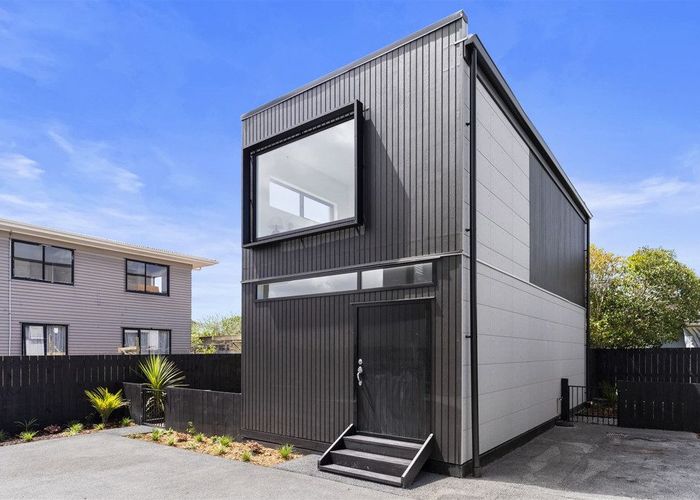  at 40E Kenderdine Road, Papatoetoe, Manukau City, Auckland