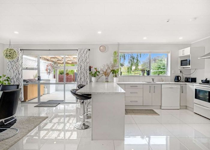  at 15 Downes Avenue, Springvale, Whanganui, Manawatu / Whanganui