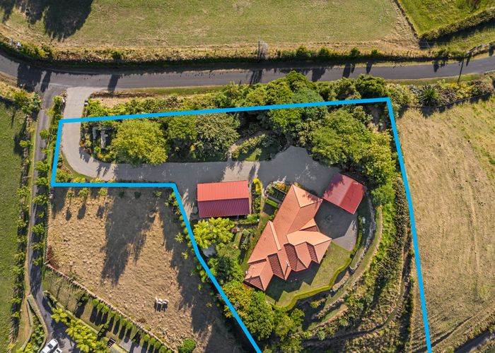  at 171 Sealy Road, Omata, New Plymouth