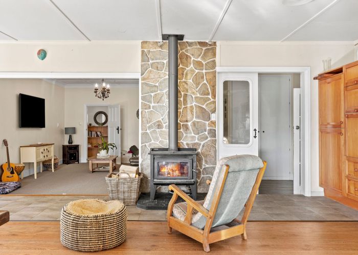  at 656 East Takaka Road, East Takaka