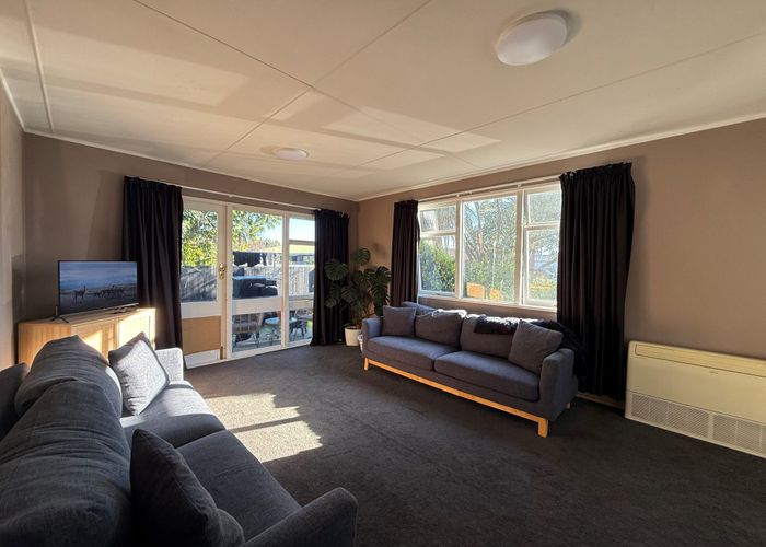  at 38 Clivedon Place, Redwood, Christchurch City, Canterbury