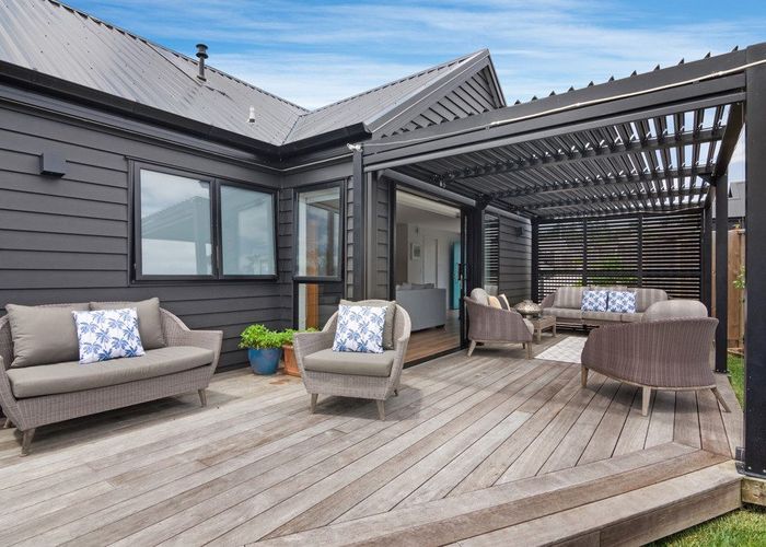  at 9 Koiora Lane, Long Bay, North Shore City, Auckland