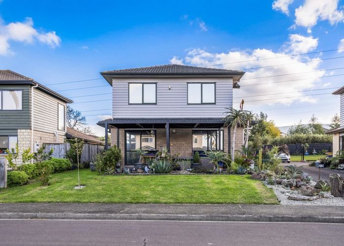  at 13 Riverglade Parkway, Te Atatu South, Waitakere City, Auckland