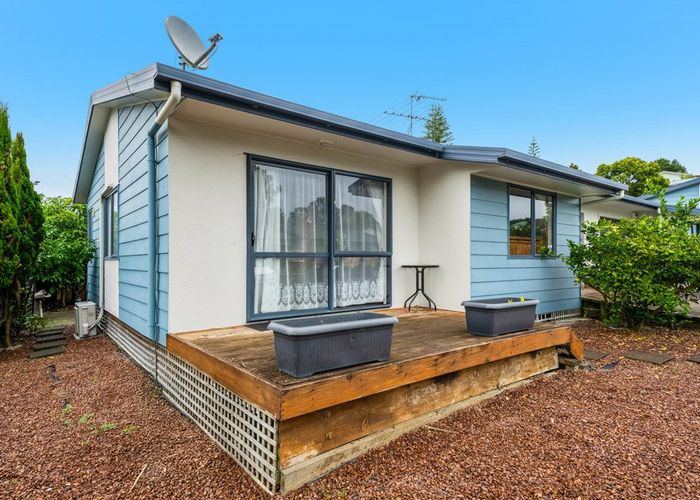  at 39 Malaspina Place, Papatoetoe, Manukau City, Auckland