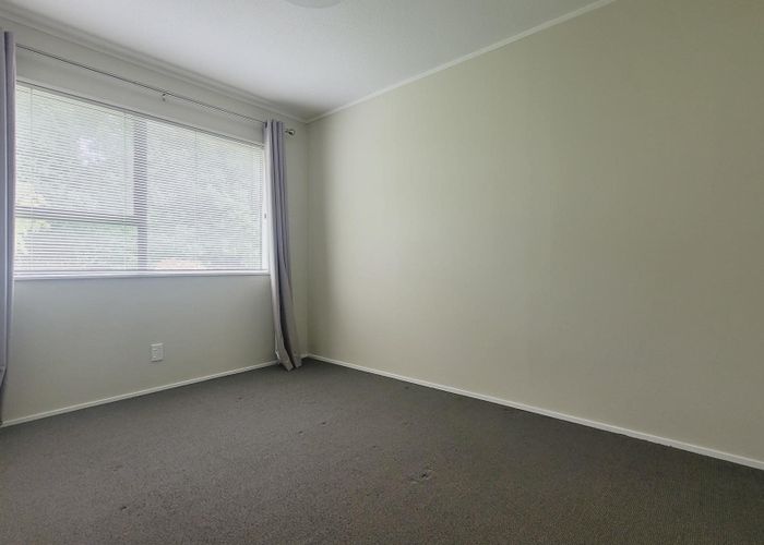  at 1B Seagull Place, Whitby, Porirua, Wellington