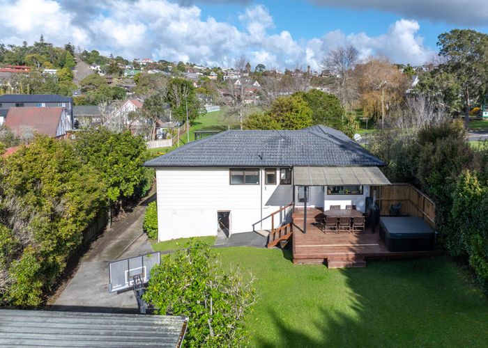  at 108 Oaktree Avenue, Browns Bay, North Shore City, Auckland