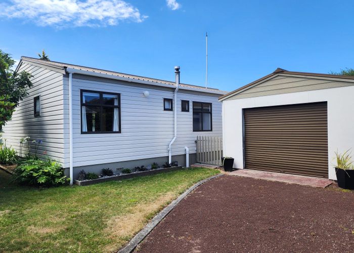  at 1/27 Candu Lane, Kinloch, Taupō