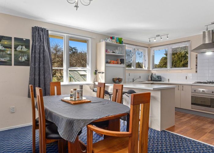  at 2391 S HWAY 2 East, Nukuhou, WAIMANA