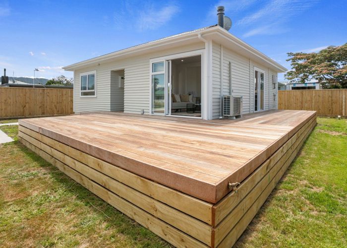  at 46 Beach Road, Collingwood