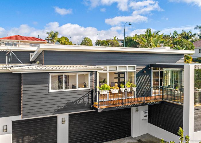  at 23 Caversham Drive, Torbay, Auckland