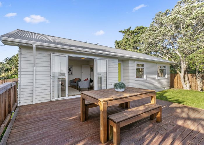  at 87 Black Rock Road, Newlands, Wellington