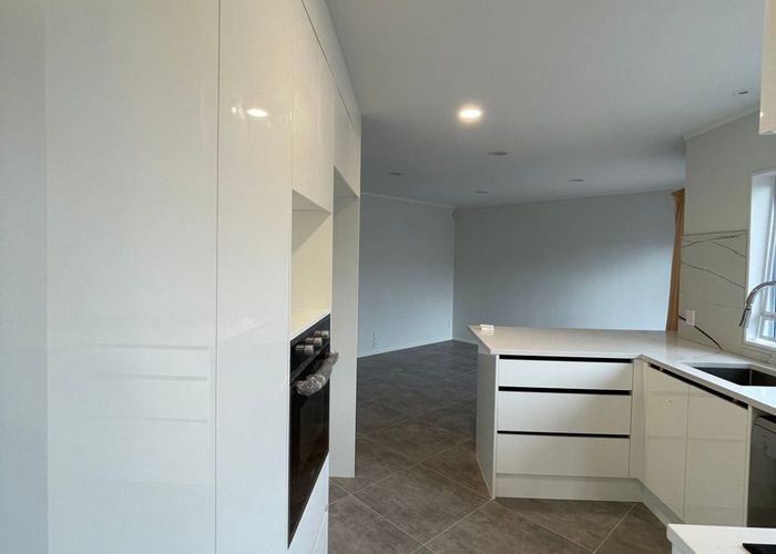  at 38 Frank Nobilo Drive, Golflands, Manukau City, Auckland