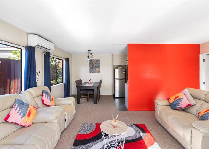  at 3/7 Mona Avenue, Mangere Bridge, Auckland