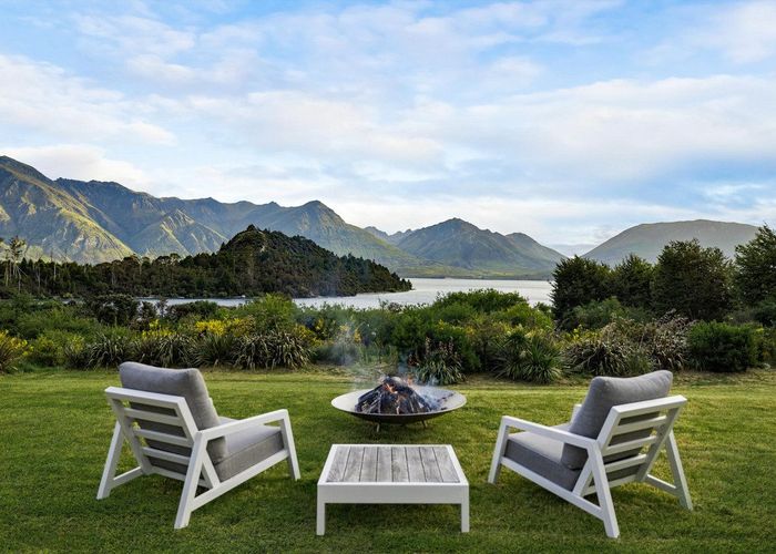  at 4 Fishermans Lane, Mount Creighton, Queenstown