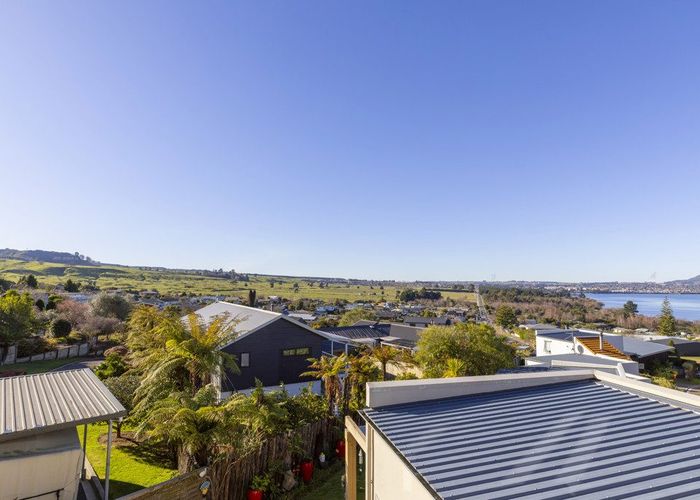  at 718 Acacia Bay Road, Acacia Bay, Taupo, Waikato