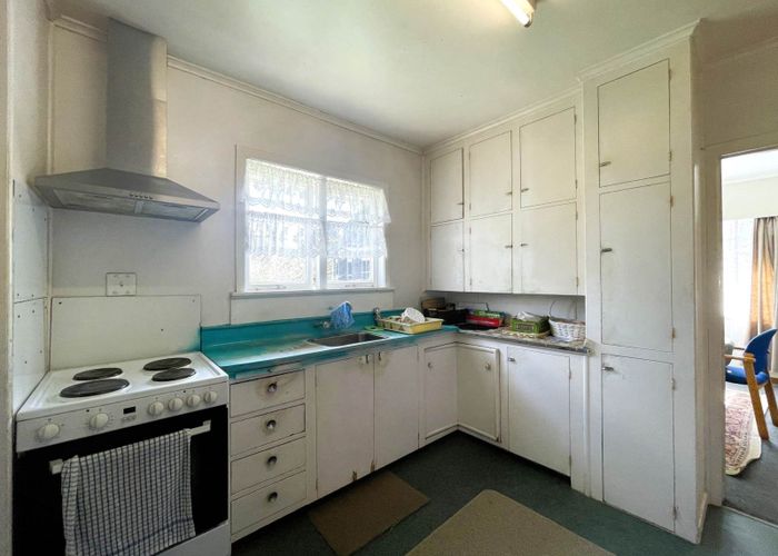  at 31 Landon Avenue, Mangere East, Manukau City, Auckland