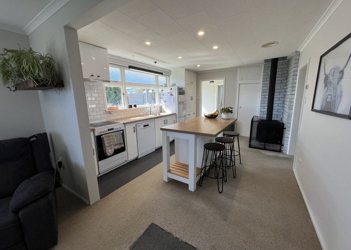  at 6 Argyle Street, Weston, Waitaki, Otago