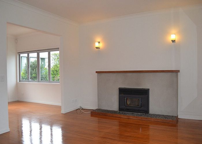  at 34 Wallath Road, Onehunga, Auckland