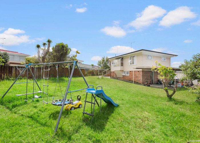  at 127 Reeves Road, Pakuranga Heights, Manukau City, Auckland