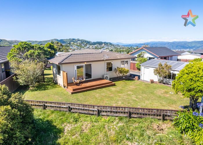  at 11 Jasmine Grove, Maungaraki, Lower Hutt