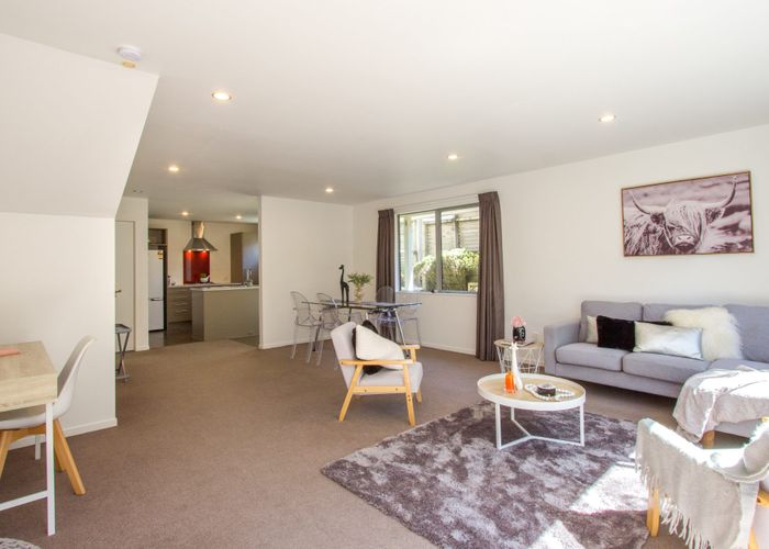  at 10/2 Chelmsford Street, Ngaio, Wellington