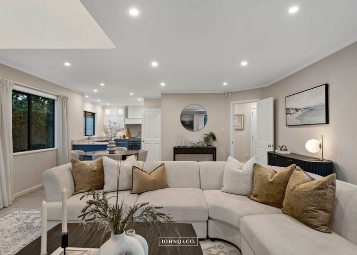  at 2/13 Alfred Street, Northcote Point, North Shore City, Auckland