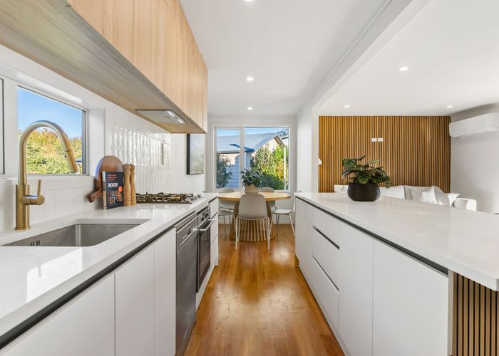  at 13 Becroft Drive, Forrest Hill, North Shore City, Auckland