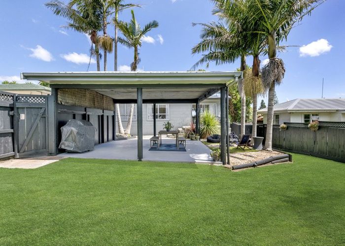  at 1/20 Rodney Street, Howick, Manukau City, Auckland