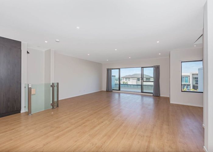  at 72B Headland Drive, Long Bay, North Shore City, Auckland