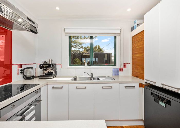  at 7 Hartley Terrace, Massey, Waitakere City, Auckland