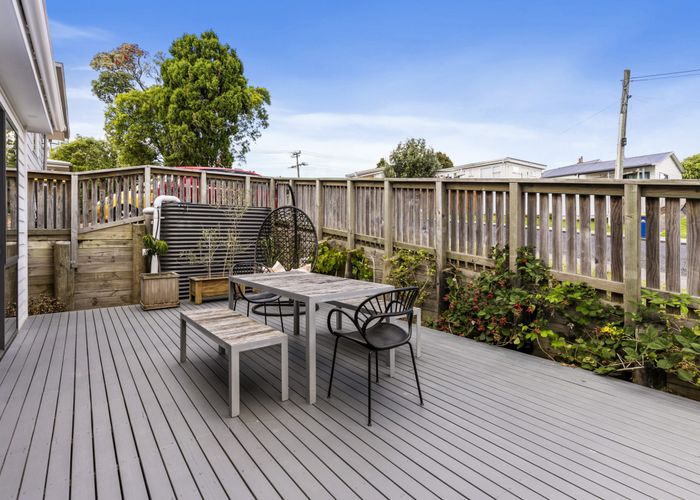  at 1 Japonica Drive, Beach Haven, Auckland