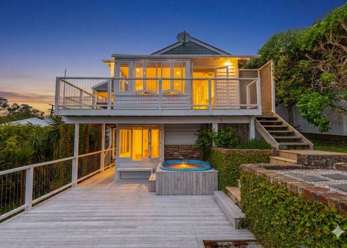  at 22 Stanley Point Road, Devonport, North Shore City, Auckland