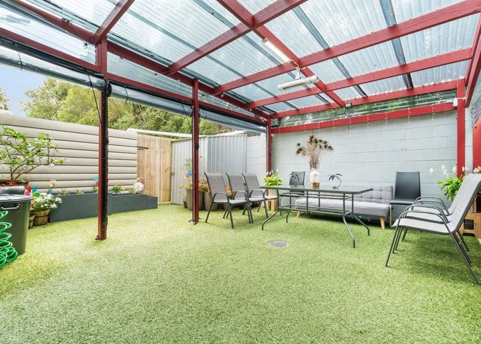  at 16 Pangu Way, Mangere, Manukau City, Auckland