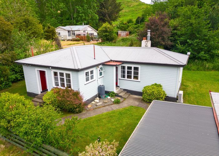 at 14 Blackhill Road, Tinui