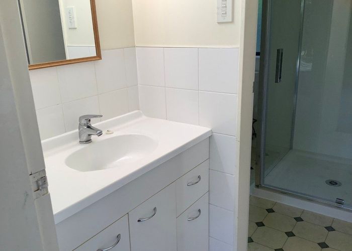  at 2 Moss Lane, Paraparaumu, Kapiti Coast, Wellington